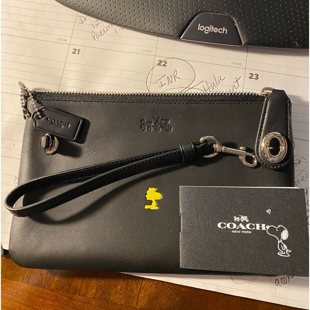 Authentic Coach Peanuts Wristlet/Clutch